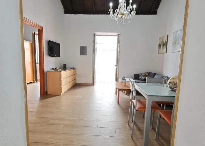 Semesterbostad Casa Del Drago *